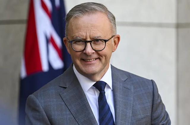 中国围台军演时，北京出现罕见一幕：美日印澳驻华大使公开会晤