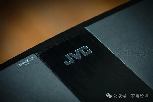黑位王者与8K先锋： JVC DLA-N988 激光投影机体验分享