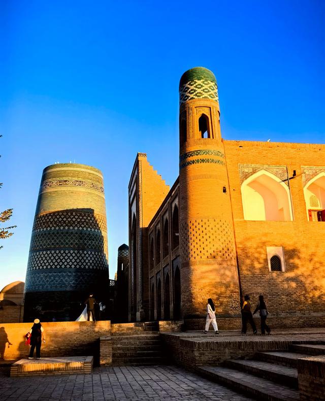 吴伟方：一位"自黑"领队的人格魅力