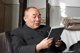 如果马寅初没提出人口论，也没有计划生育，如今的我国会怎么样？图片