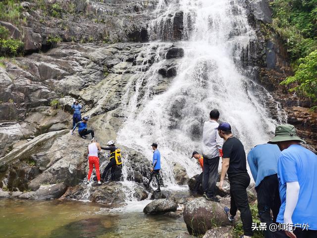 陆丰白水寨溯溪