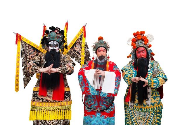 从灯诱少年到骑士勋章，文铮揭秘外语专业的生存壁垒
