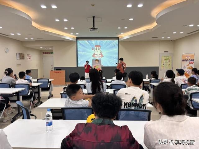 “探秘养乐多工厂 共赴科学亲子游”主题科普活动