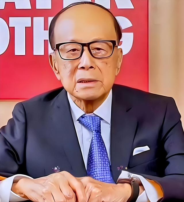 中美最关键一战降临，27号决战前，中方出手将军，李嘉诚如履薄冰