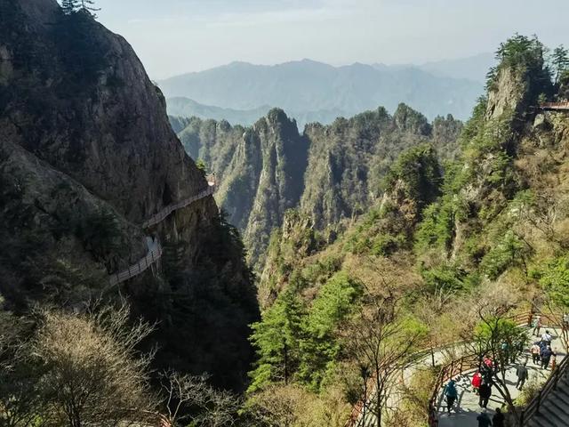 “天下无双圣境，世界第一仙山”的河南洛阳老君山