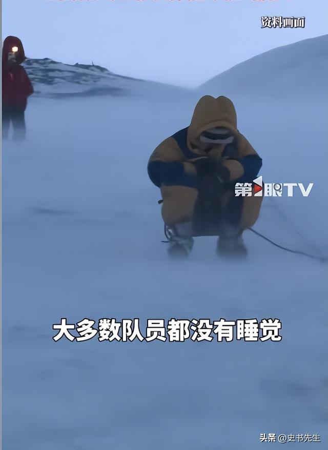 珠峰暴雪被困后续！一向导人肉开路，带百余人撤离，拒收重金酬谢