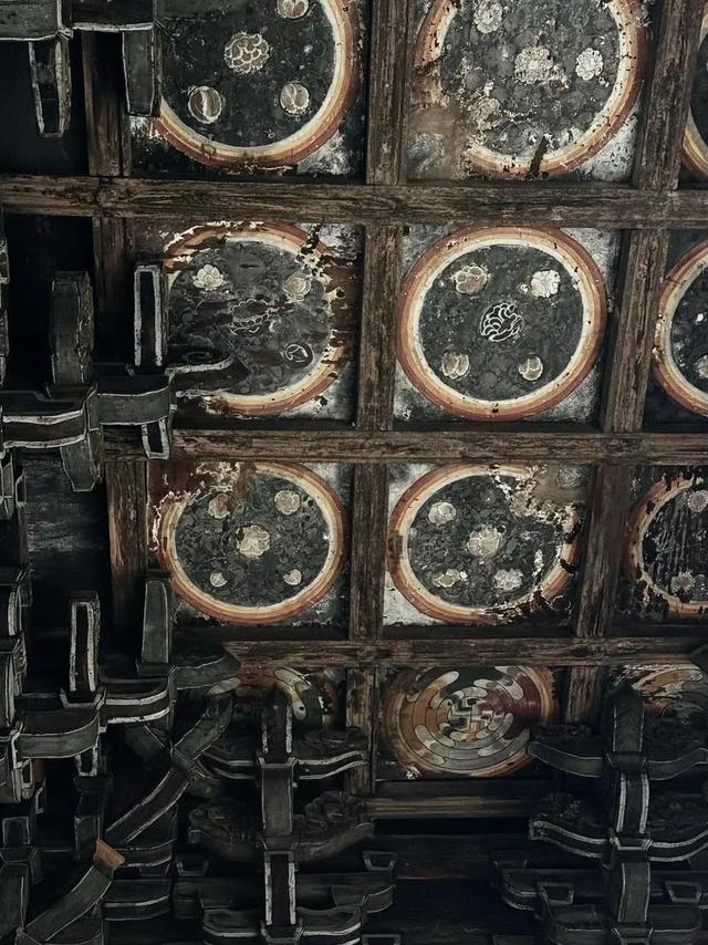 四川挖到宝!藏在深山的“明代故宫”,600年全楠木,地震震不垮