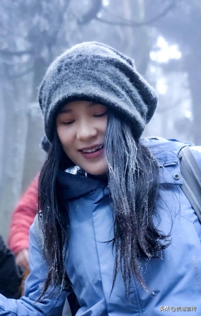 平天山美成了银装素裹的童话世界！贵港人：冷到发抖也要去