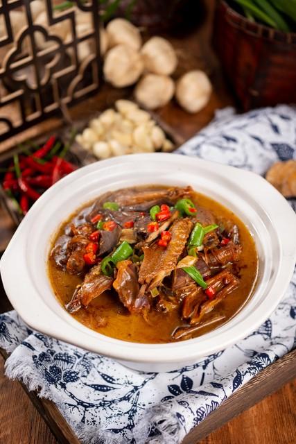 现代厨房管理技巧：打造高效、整洁、安全的烹饪空间