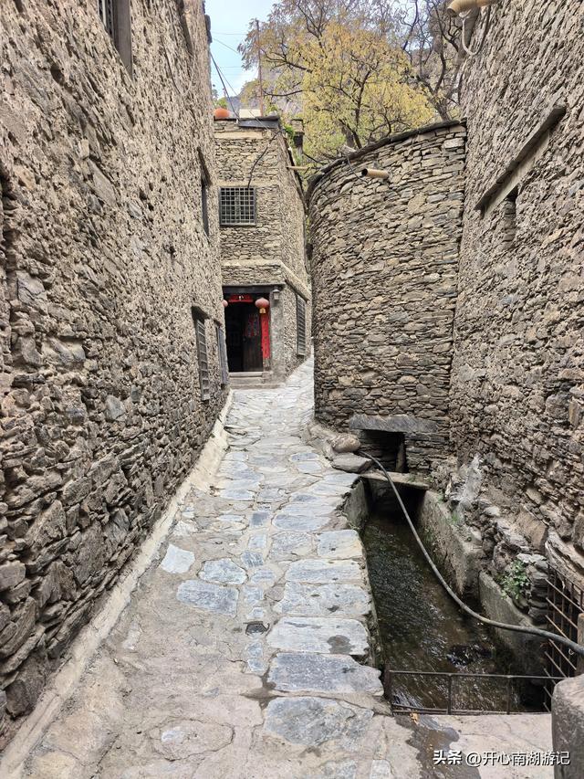 喀什经317到成都，色达县-都江堰，甲居藏寨、理小路、桃坪羌寨