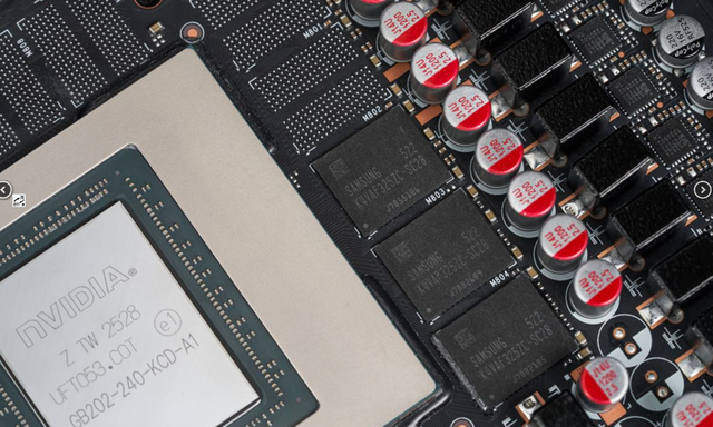 RTX 5090D V2上市：游戏性能变化不大，AI降幅不小，但价格没区别