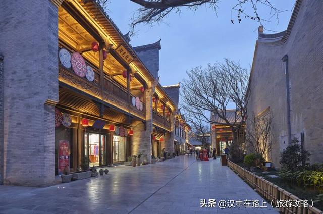 兴汉胜境秋假福利来啦！16岁以下学生0元畅玩+汉颂套票抄底价！