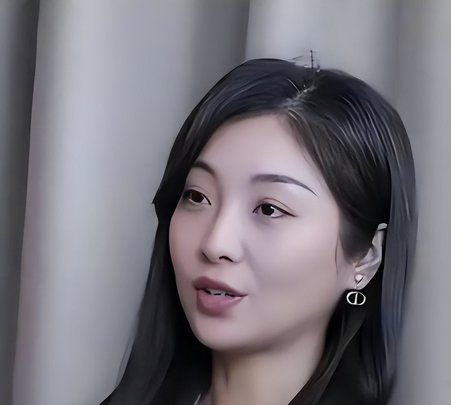 “买英国精子生3娃”的山东女人，8年后现状曝光！如今她后悔不？