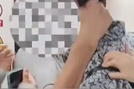 上海地铁一男子欲强占座位与他人冲突做出危险动作，被行政处罚图片