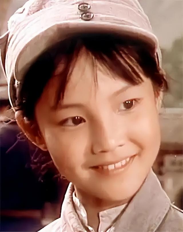 她11岁被导演看中，与名导同居多年被抛弃，如今复出却无人问津