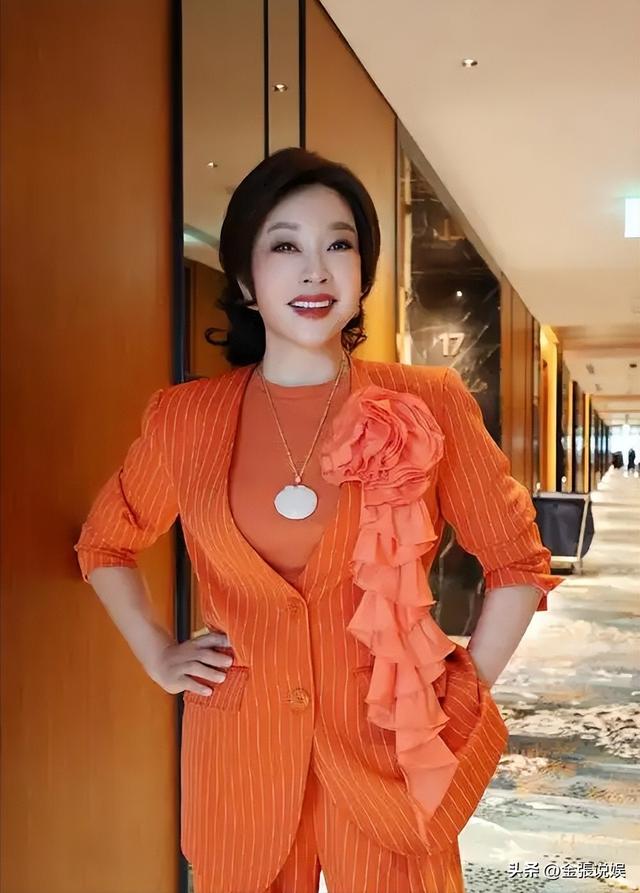 钱再多有什么用？75岁的"风流妖精"刘晓庆，已经走上另一条道路