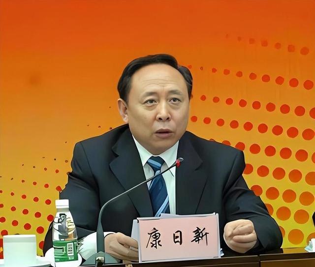 潜伏在我国高层的四大间谍，被安插在军政两界，导致我国损失惨重