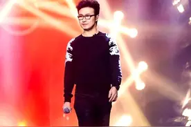 刀郎和汪峰谁是顶级美男子？看他们的照片就知道答案了图片