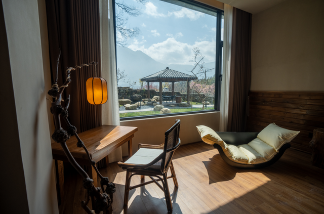 明月山躺平指南：在民宿里感受怦然心动！