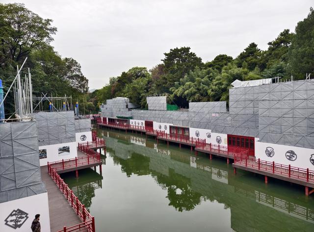 北京旅游第四天，一次同时中签北大清华，如何选择？