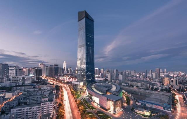 辽宁这座特大城市，是东北最大的交通枢纽，有8市共用国际机场！