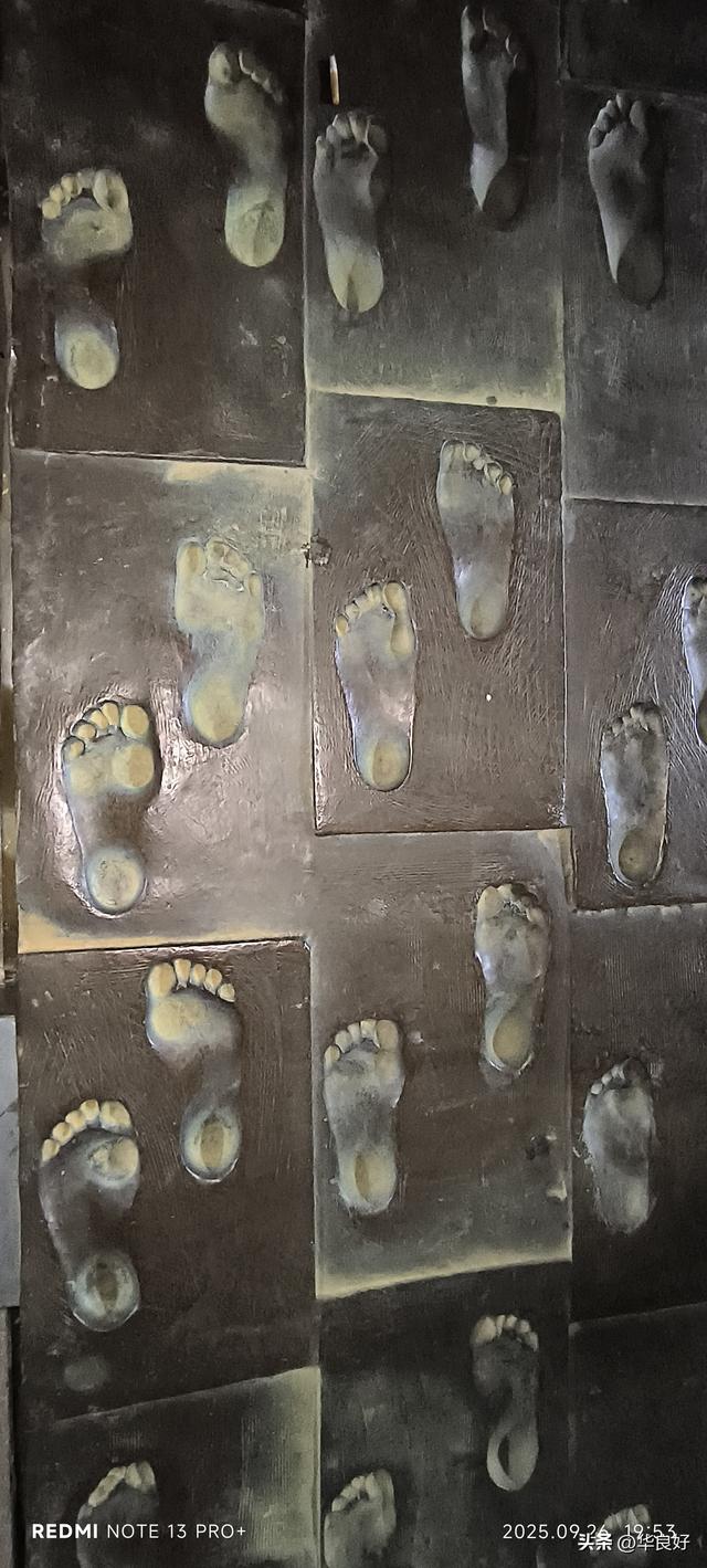 城雕还在，他却不在了——寻北之旅（三十七）