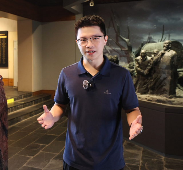 请回答，编号“7145”！一个人和一座城的240周年印记！