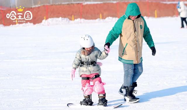瞒不住了！嬉雪撒欢儿地+1，12.14 开嗨