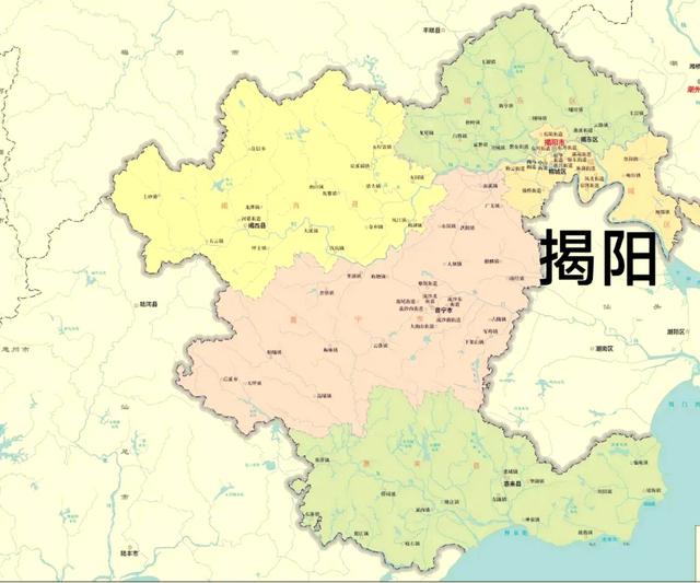 揭阳:一座“山庄式”城市,被群山拆开,却被烟火缝起