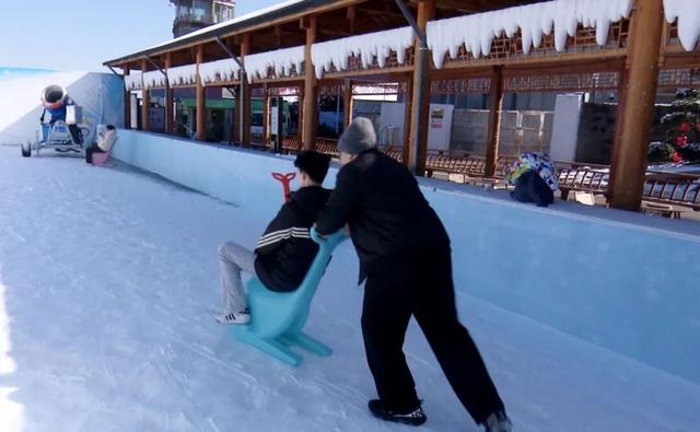 冰雪“冷”资源，带“火”庐山冬季旅游