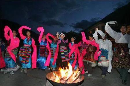 香格里拉：藏在雪山之巅的神秘传说，你知道几个？