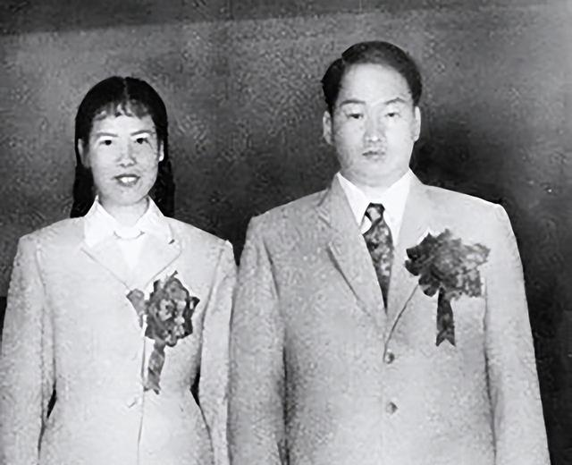 毛主席唯一活下来的儿子毛岸青，晚年到底享受什么待遇呢？