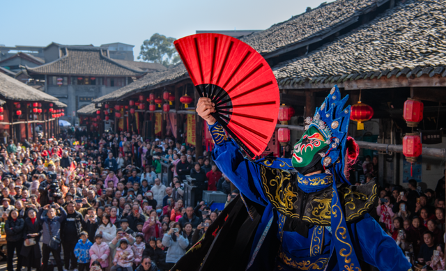 什么是跟着影视游乐山？