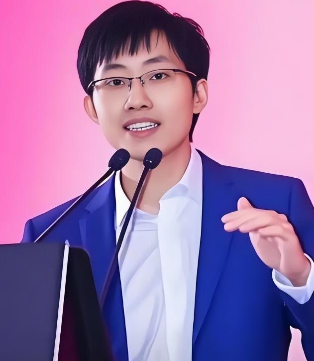 又一企业巨头“暴雷”！三高管腐败套走1.18亿，Deepseek被拖下水