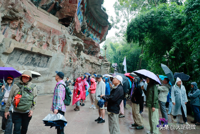 73家福建旅行社代表到大足考察旅行路线 盛赞大足石刻的旅游价值