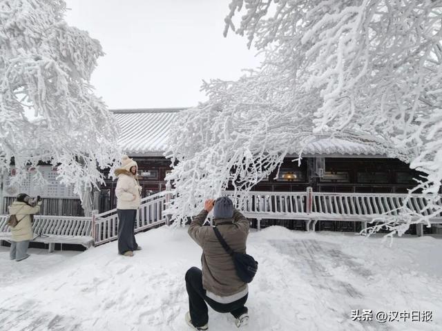 人气火，经济旺！汉中高颜值冰雪出圈→