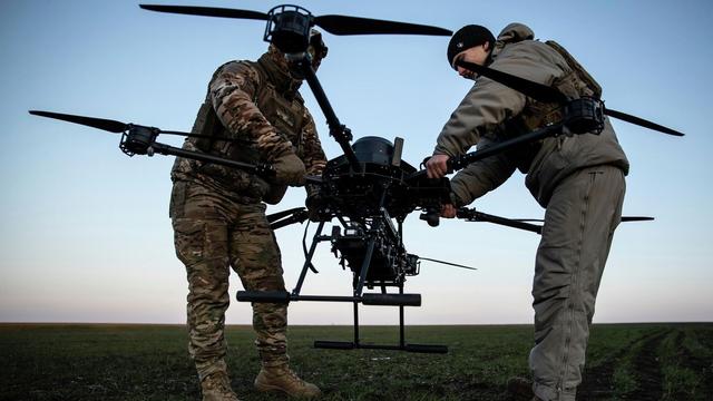 泽连斯基和特朗普谈到一半，俄方称普京官邸遭乌军突袭