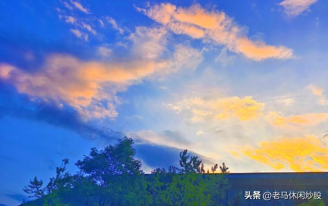 我带着相机，在耿达避暑
