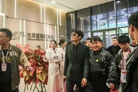 三只羊全面复播，沈阳分公司“人去楼空”？园区回应：没人办公，下月退租图片