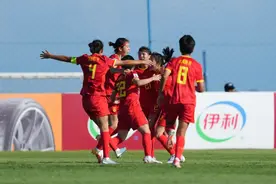 “压着打”完胜袋鼠！女少亚洲杯强势开门红，力争小组第一避开朝鲜图片