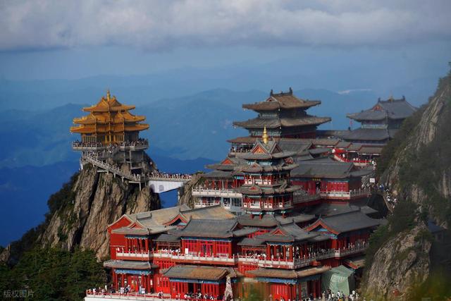 昆明人，刚从河南洛阳回来，实在忍不住想说：对洛阳的 5 点印象