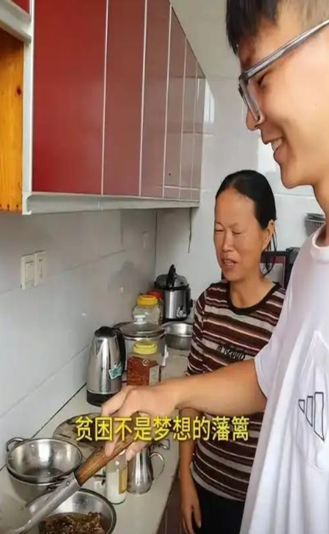 寒门再出贵子！庞众望之后又出周糠顺，天崩开局高考却考出642分