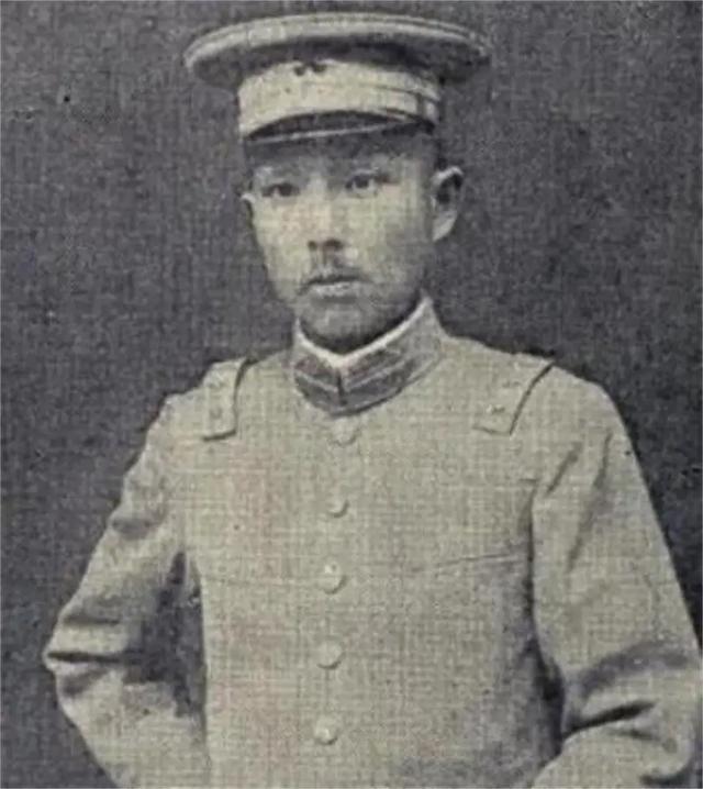 1975年，四川挖出了一具女尸，鉴定后确定她是中央一直在找的人