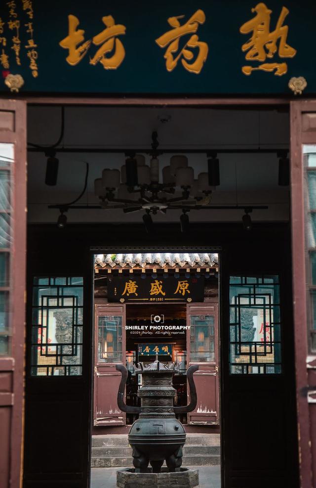 投资30亿！大同古城最大的文旅项目果然不一般，一到晚上热闹非凡