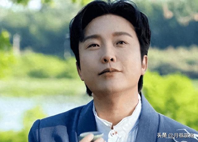 善恶有报？看如今"跌落神坛"的李玉刚，背后的真相早就清晰可见