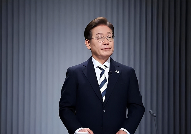 这次李在明赌对了！阅兵结束，各国心满意足，韩国成大“赢家”？