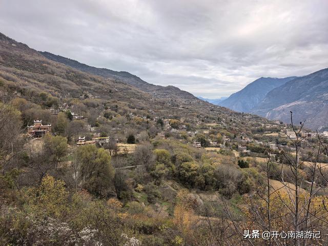 喀什经317到成都，色达县-都江堰，甲居藏寨、理小路、桃坪羌寨