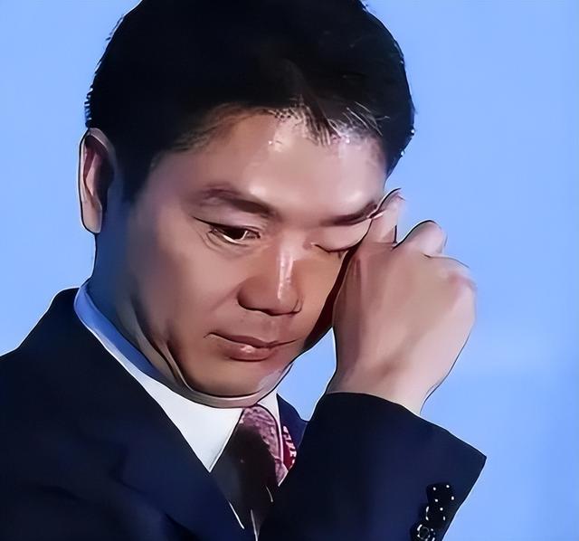 亲情重要还是金钱重要？就算如今的刘强东，面对儿子时也充满遗憾