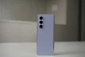 轻薄耐用的全能折叠屏手机 三星Galaxy Z Fold5深度评测图片