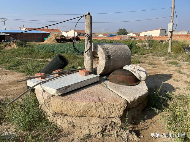 走访合教黑教堂抗日兵变旧址